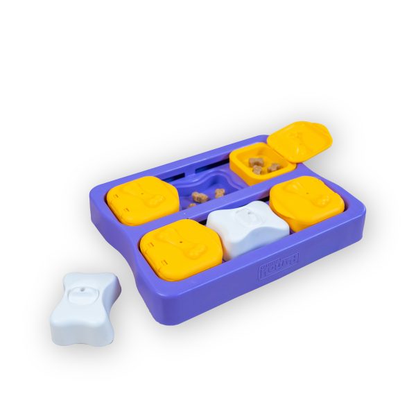 Nina Ottosson Dog Brick Small Hondenpuzzel - interactief hondenpuzzel van Nina Ottosson