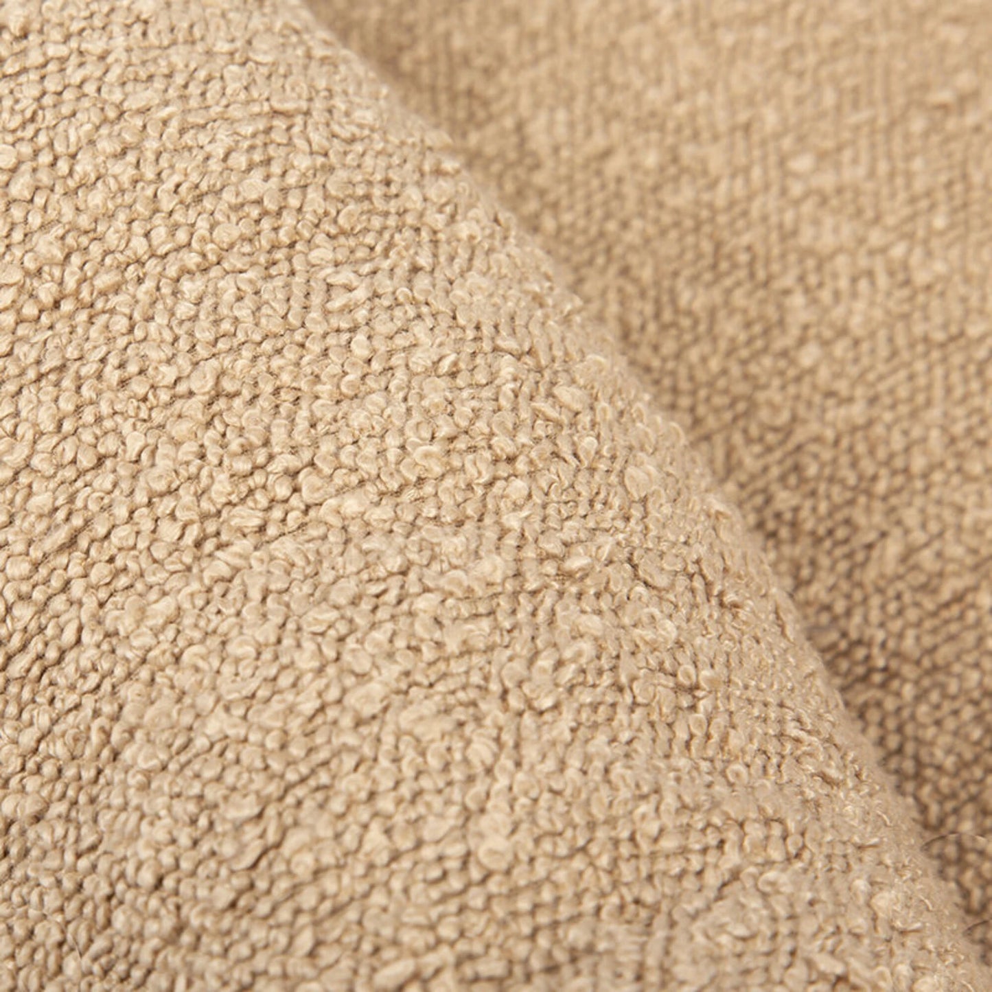 Bouclé Box Bed – Desert Tan & luxe knus comfort