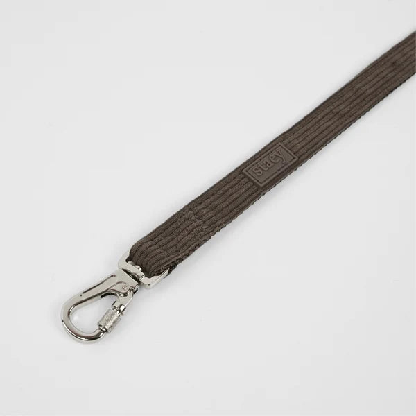 STAEY Elma Hondenriem – Dark Oak