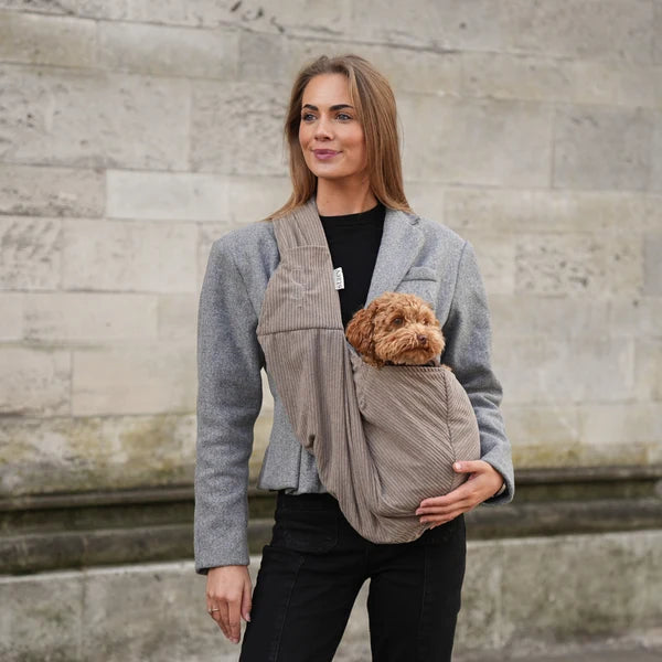 STAËY Ava Puppy Draagtas Corduroy – Tot 8 kg