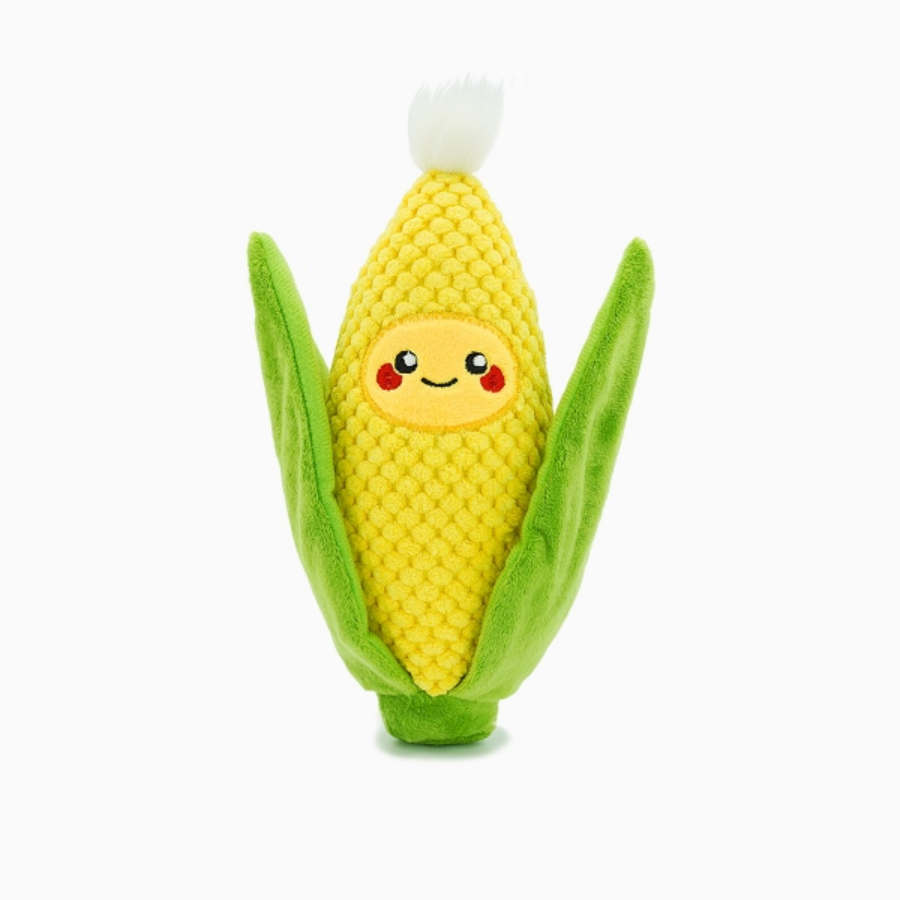Hugsmart Camping Pups Corn pluche hondenspeeltje in maisvorm met piep, kraak en ruimte voor snacks.