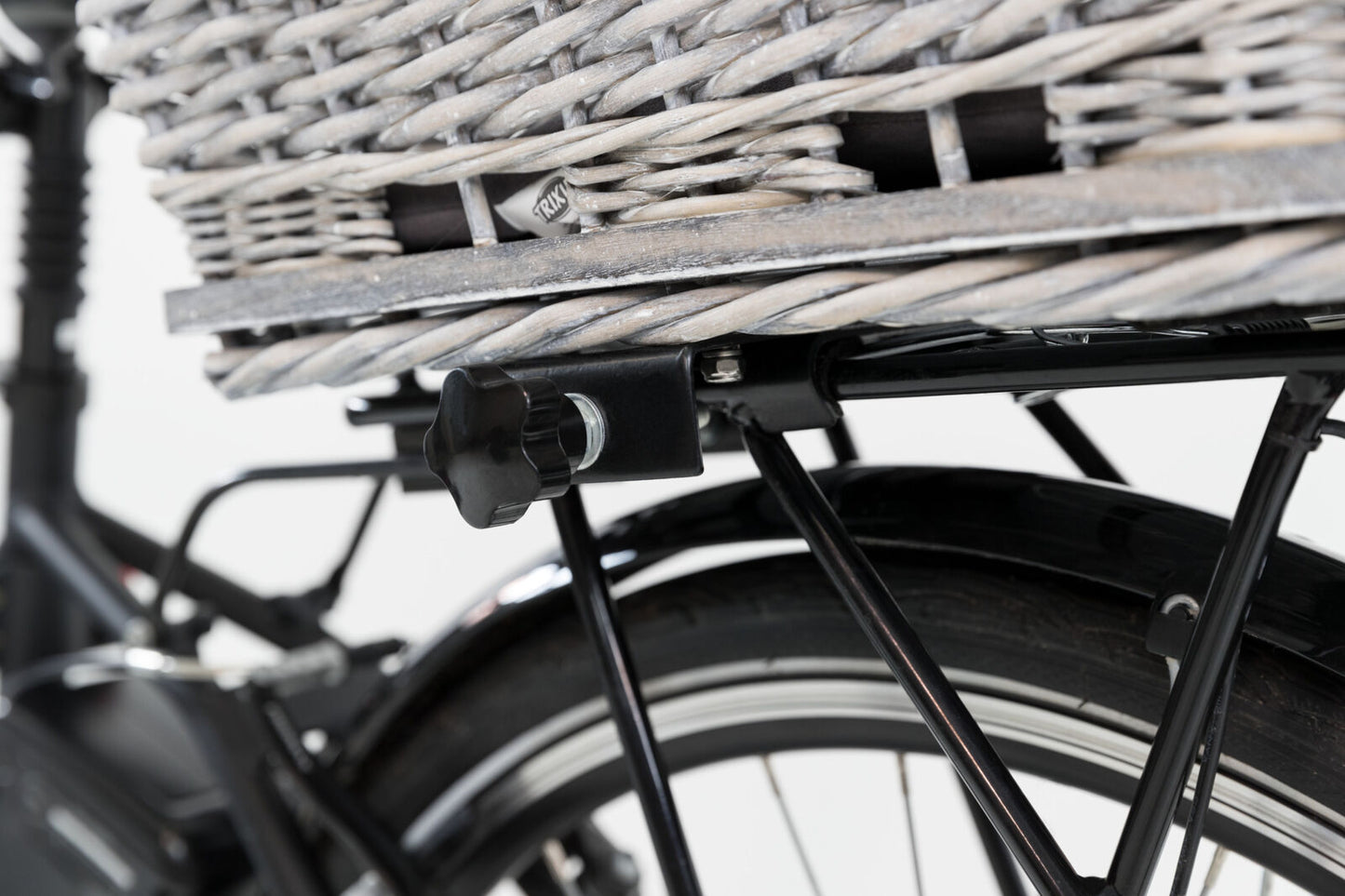 Trixie fietsmand voor bagagedrager – Veilig & ruim achterop