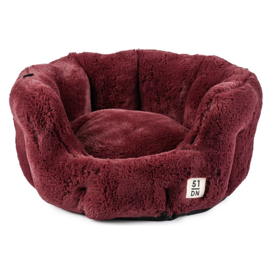 51 Degrees North Supersoft Round Softbed in aubergine kleur