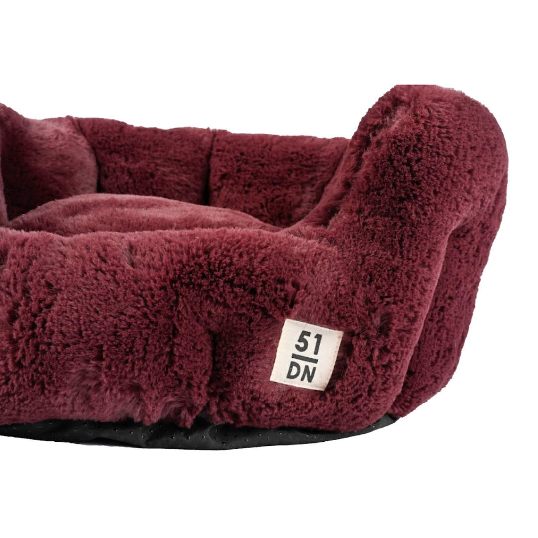 51 Degrees North Supersoft Round Softbed – Stijlvol in Aubergine