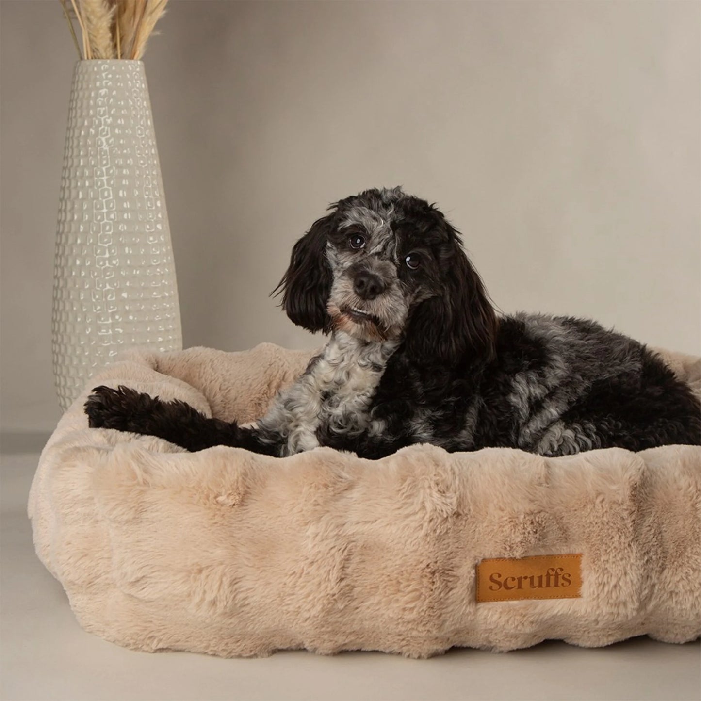 Scruffs Alpine Box Bed – Champagne, royaal en zacht
